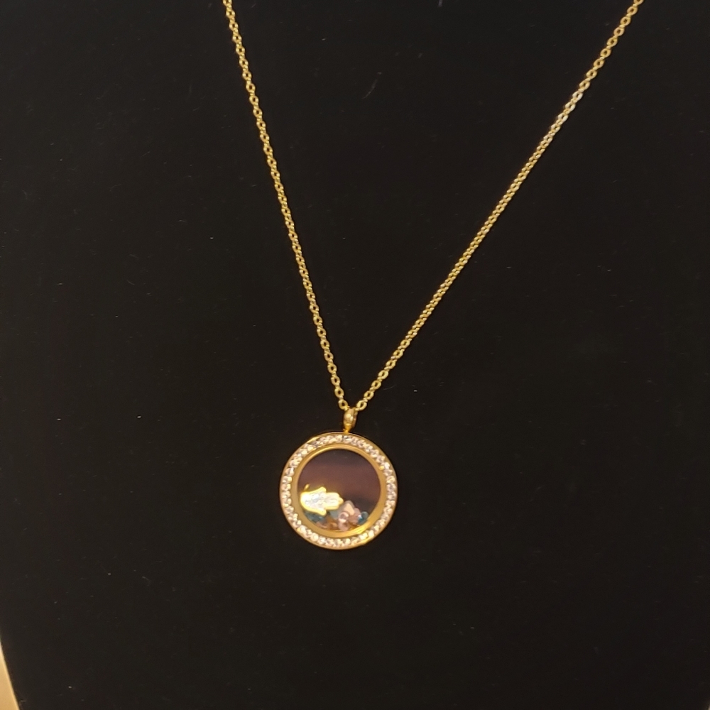 Necklace - Picture 2 of 2